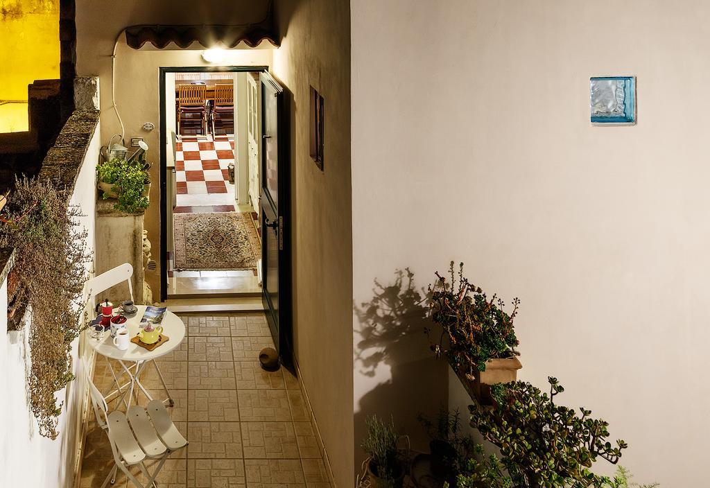 I Templari B&B Self-Contained Bríndisi Exterior foto