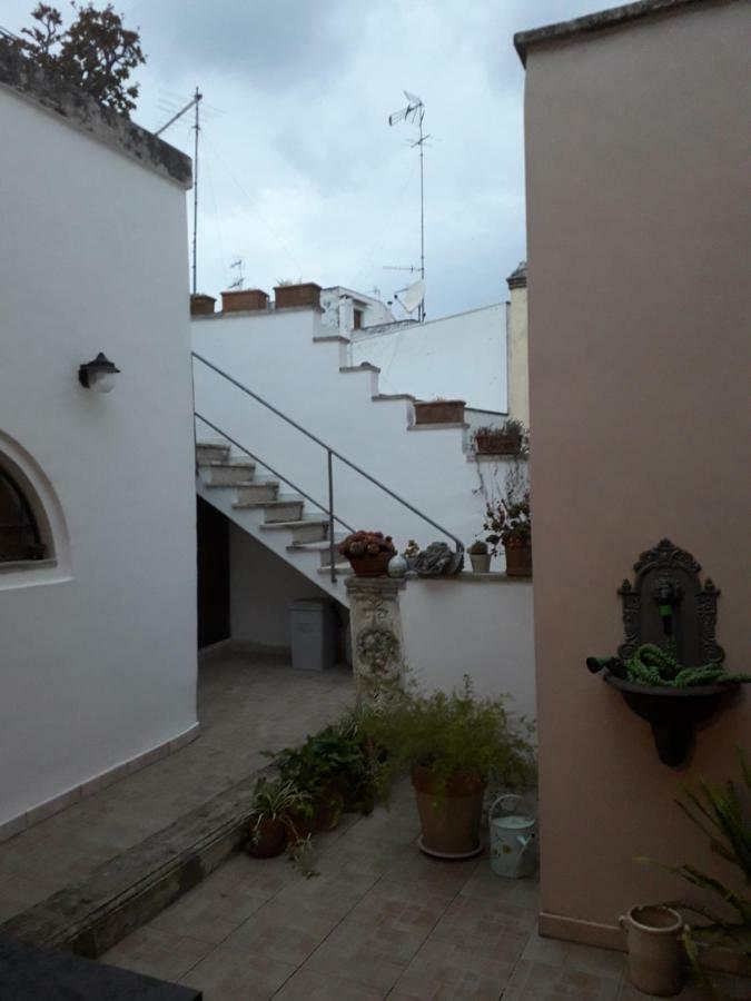 I Templari B&B Self-Contained Bríndisi Exterior foto